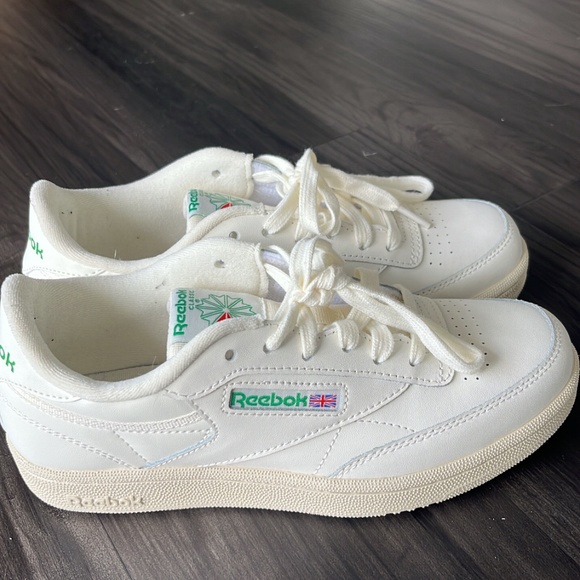 Reebok Shoes - Reebok Club C 85 Vintage Youth Size 5